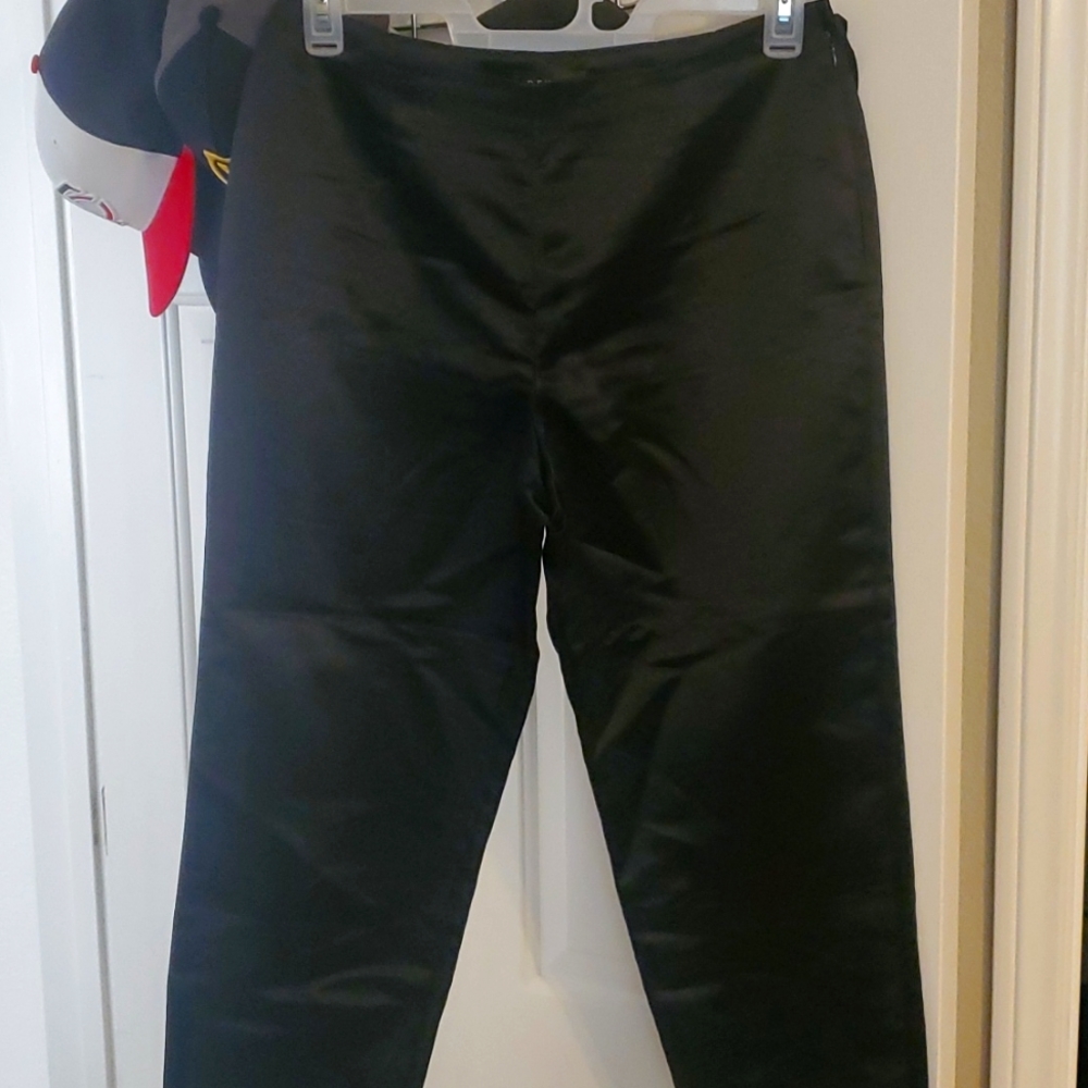 Spenser Jeremy sz12 Black Satin Crops
